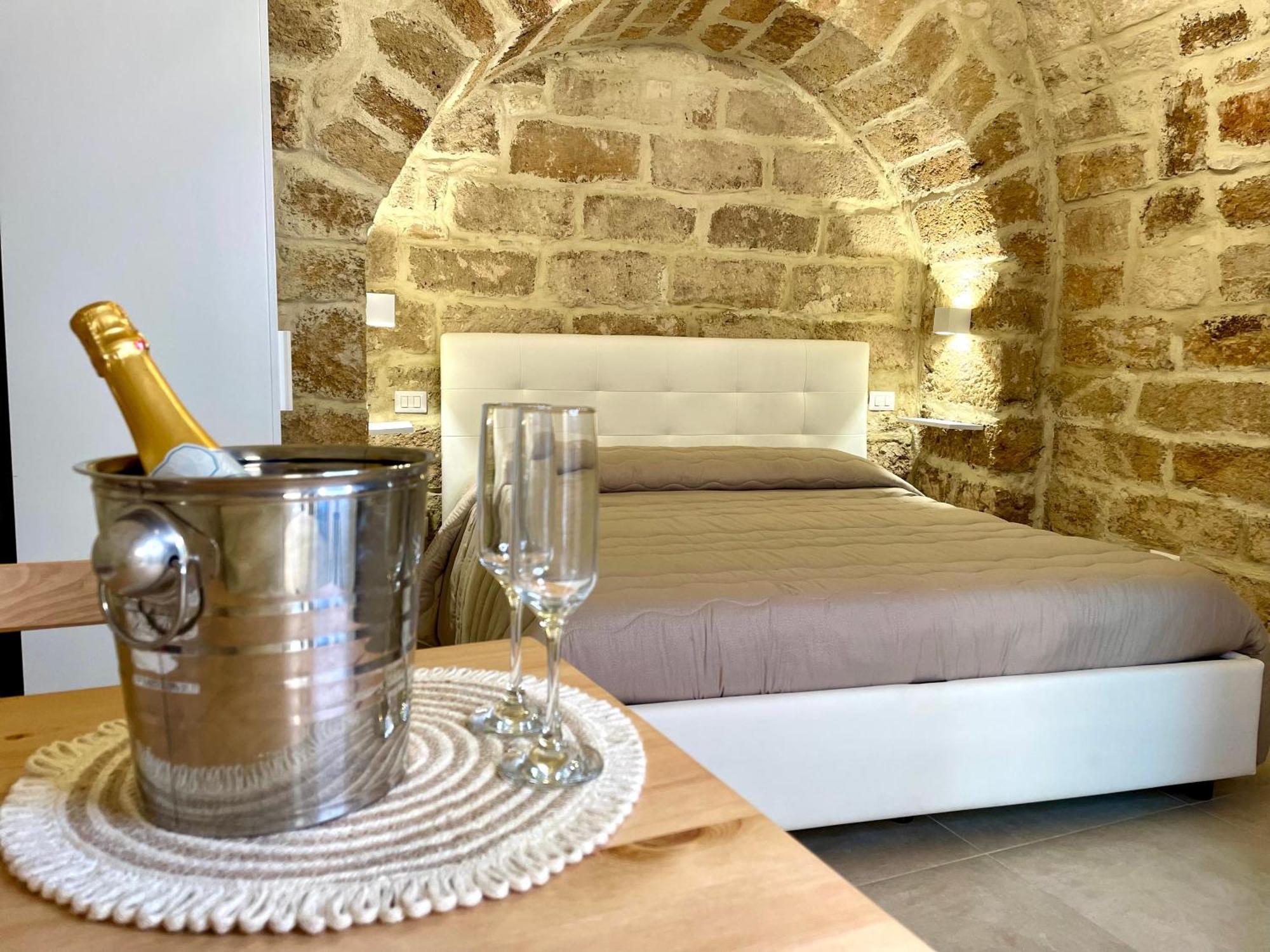 Casa Vacanze A Un Passo Dal Volo Bari Zewnętrze zdjęcie